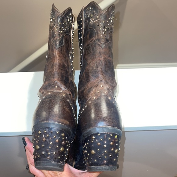 Women’s Ariat Boots - Picture 7 of 9